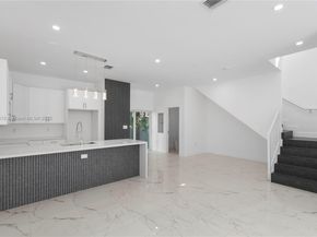 518 NW 13th Ave, Fort Lauderdale FL 33311
