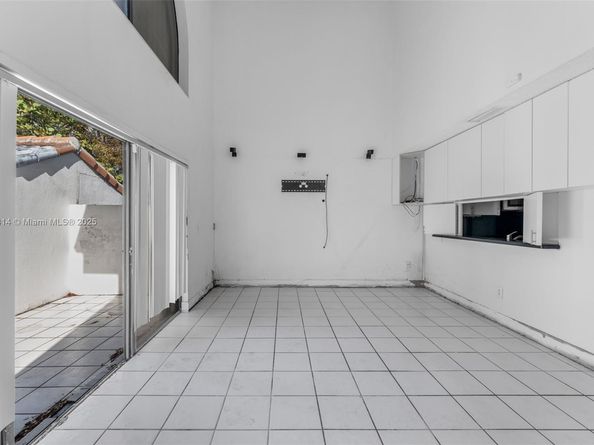 10215 SW 89th St, Miami FL 33176