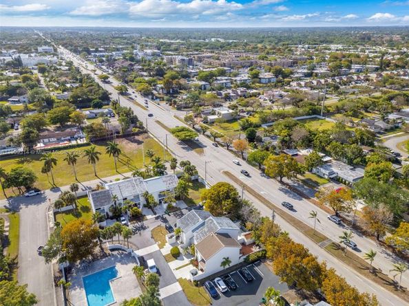 10215 SW 89th St, Miami FL 33176