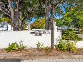 10215 SW 89th St, Miami FL 33176