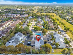 10215 SW 89th St, Miami FL 33176