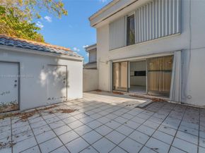 10215 SW 89th St, Miami FL 33176