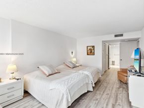 1901 Brickell Ave B2413, Miami FL 33129