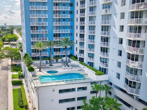 1551 N Flagler Dr 810, West Palm Beach FL 33401