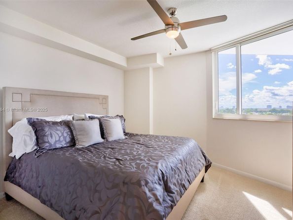 1551 N Flagler Dr 810, West Palm Beach FL 33401