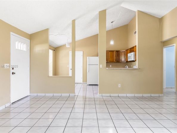 1701 SW 84th Ave, Miramar FL 33025