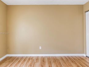 1701 SW 84th Ave, Miramar FL 33025