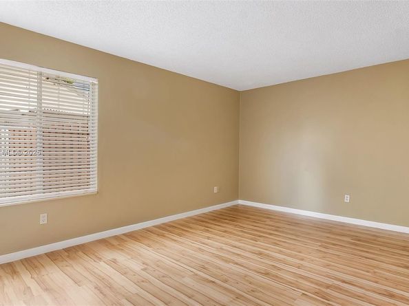 1701 SW 84th Ave, Miramar FL 33025