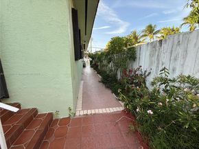 4540 SW 2nd Ter, Miami FL 33134