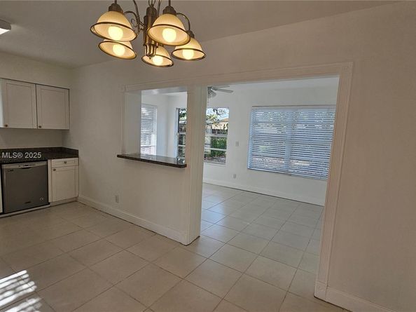 7805 Juniper St, Miramar FL 33023