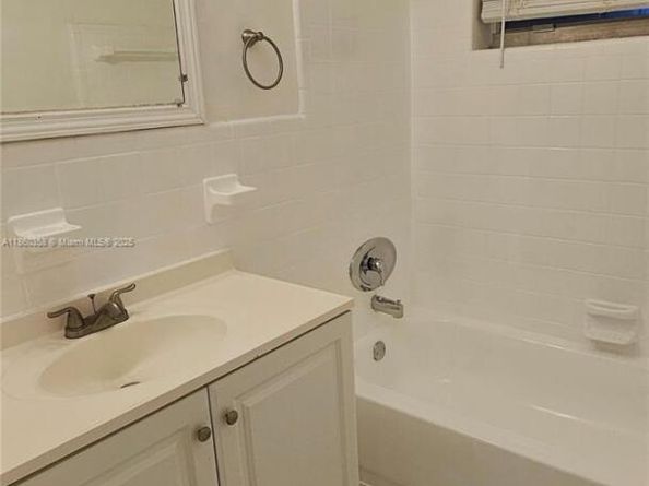 7805 Juniper St, Miramar FL 33023