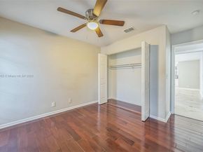 867 Ramblewood Dr, Coral Springs FL 33071