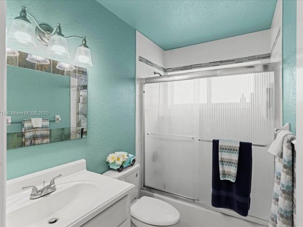 7700 SW 137th Ct, Miami FL 33183