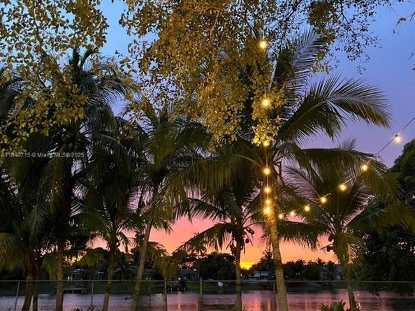 7700 SW 137th Ct, Miami FL 33183