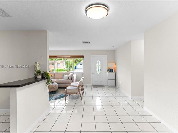 7700 SW 137th Ct, Miami FL 33183