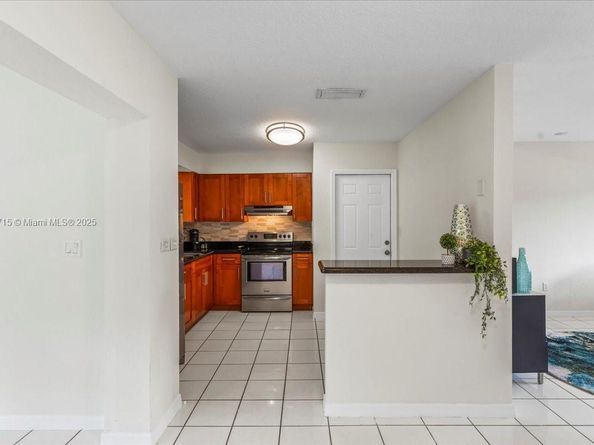 7700 SW 137th Ct, Miami FL 33183