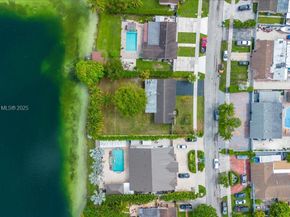 7700 SW 137th Ct, Miami FL 33183