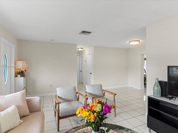 7700 SW 137th Ct, Miami FL 33183