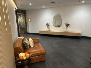 90 SW 3rd St 3610, Miami FL 33130