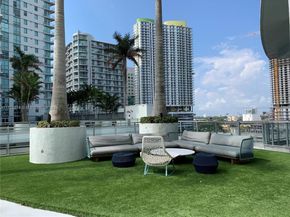 90 SW 3rd St 3610, Miami FL 33130