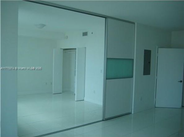 90 SW 3rd St 3610, Miami FL 33130