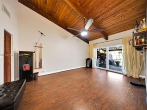 10341 Orange Ct, Pembroke Pines FL 33026