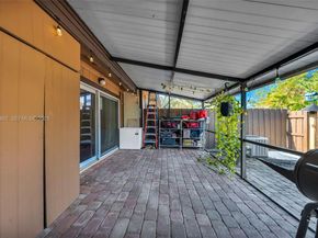 10341 Orange Ct, Pembroke Pines FL 33026