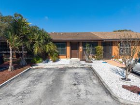 10341 Orange Ct, Pembroke Pines FL 33026