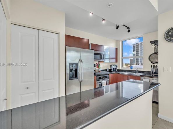 610 W Las Olas Blvd 1618N, Fort Lauderdale FL 33312