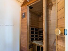 200 Beach Rd 202, Tequesta FL 33469