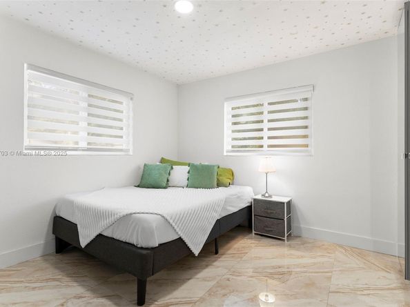 1823 SW 29th St, Fort Lauderdale FL 33315