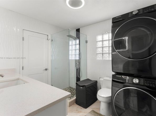 1823 SW 29th St, Fort Lauderdale FL 33315