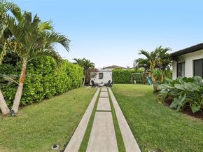 13203 SW 228th St, Miami FL 33170