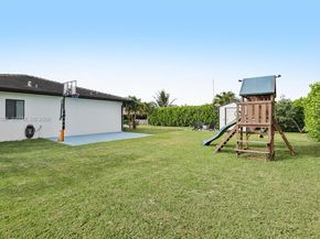 13203 SW 228th St, Miami FL 33170