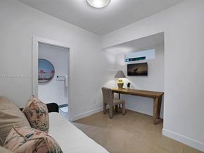 5735 N Bay Rd, Miami Beach FL 33140