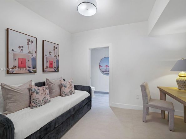 5735 N Bay Rd, Miami Beach FL 33140