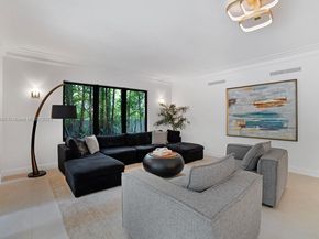 5735 N Bay Rd, Miami Beach FL 33140