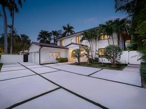 5735 N Bay Rd, Miami Beach FL 33140