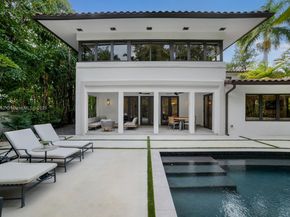 5735 N Bay Rd, Miami Beach FL 33140