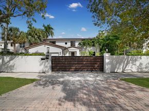 5735 N Bay Rd, Miami Beach FL 33140