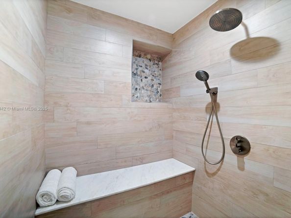 5735 N Bay Rd, Miami Beach FL 33140