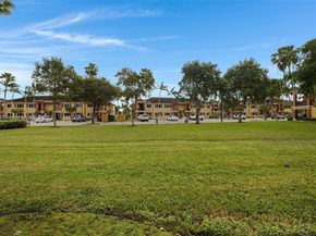 985 NE 33rd Ter 102, Homestead FL 33033