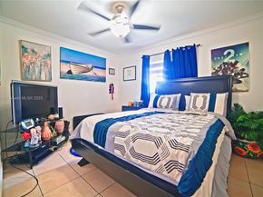 10471 SW 174th Ter, Miami FL 33157