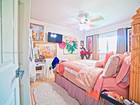 10471 SW 174th Ter, Miami FL 33157