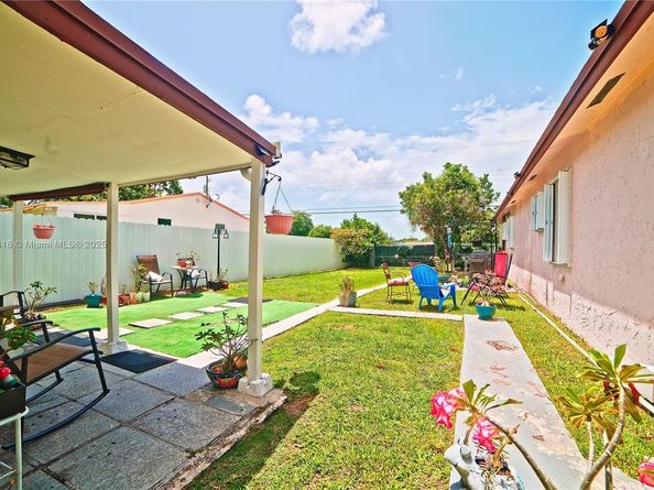 10471 SW 174th Ter, Miami FL 33157
