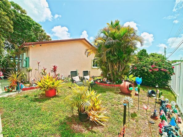 10471 SW 174th Ter, Miami FL 33157