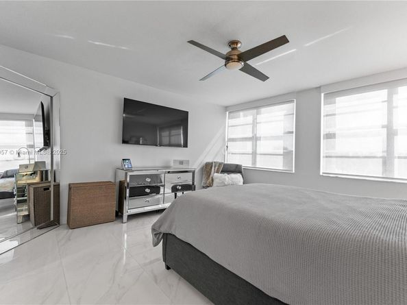 5660 Collins Ave 2A, Miami Beach FL 33140