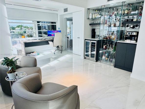 5660 Collins Ave 2A, Miami Beach FL 33140