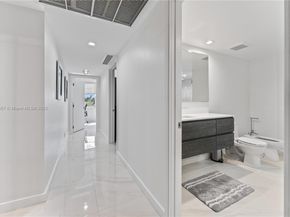 5660 Collins Ave 2A, Miami Beach FL 33140