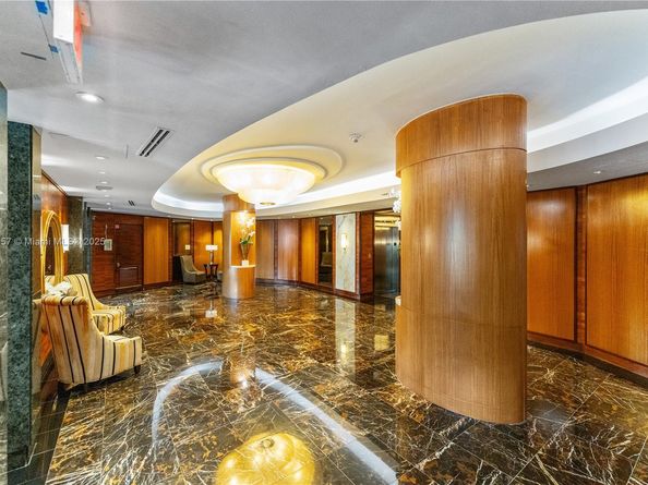 5660 Collins Ave 2A, Miami Beach FL 33140